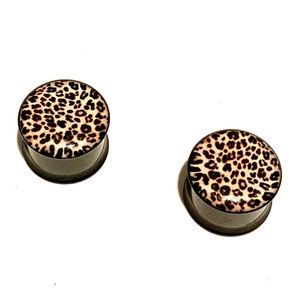 Leopard Black Steel Plugs